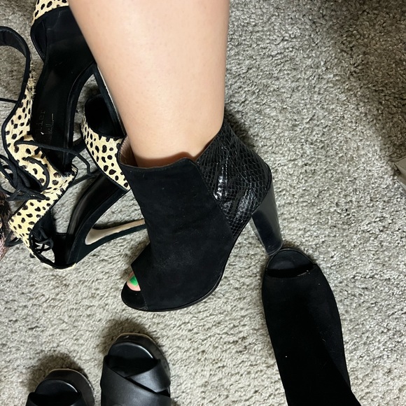 Designer shoe Bundle!! Valued Over 1K 🚨 9 pairs. Charles David, Michael Kors .. - Picture 6 of 17